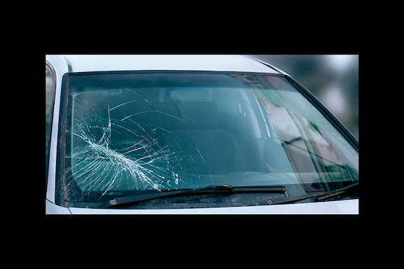 Mobile Windshield Replacement in San Fernando